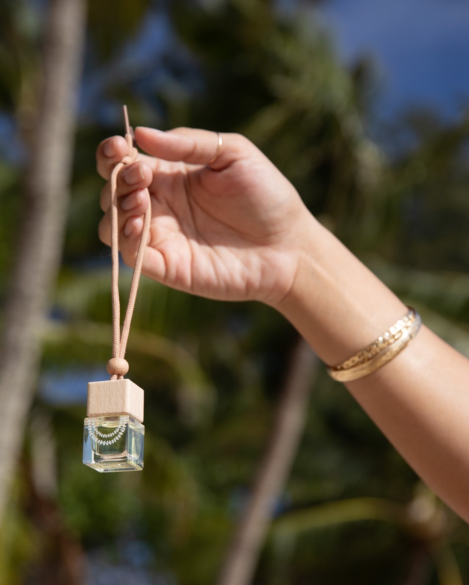 8 ML Hanging Lei Diffuser