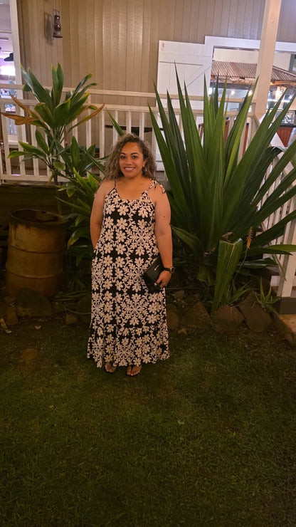 The Naomi Dress in Tiare